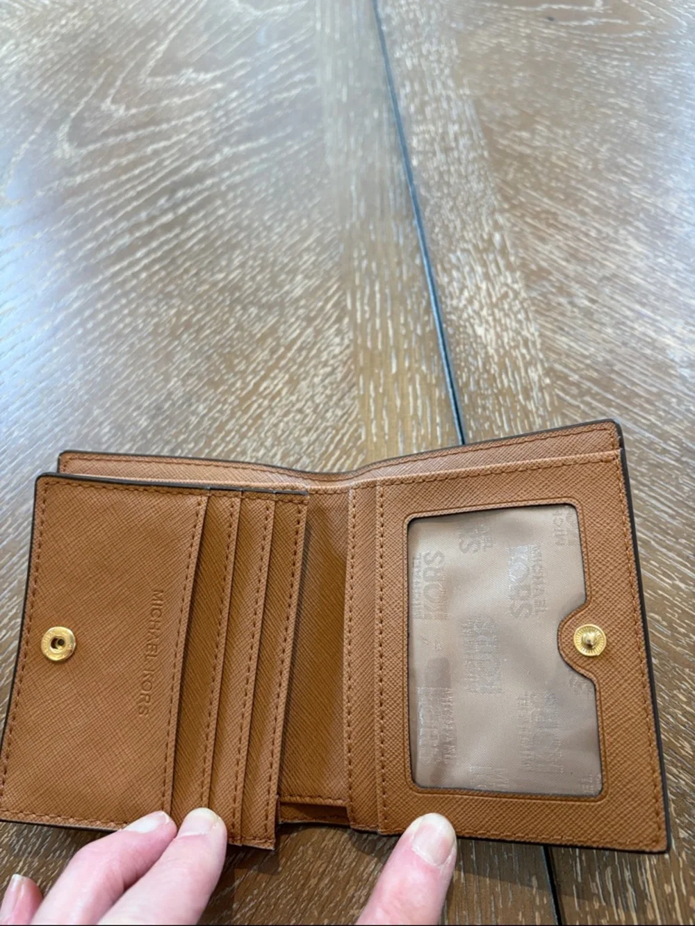 MICHAEL Michael Kors Small Wallet - Picture 3 of 4